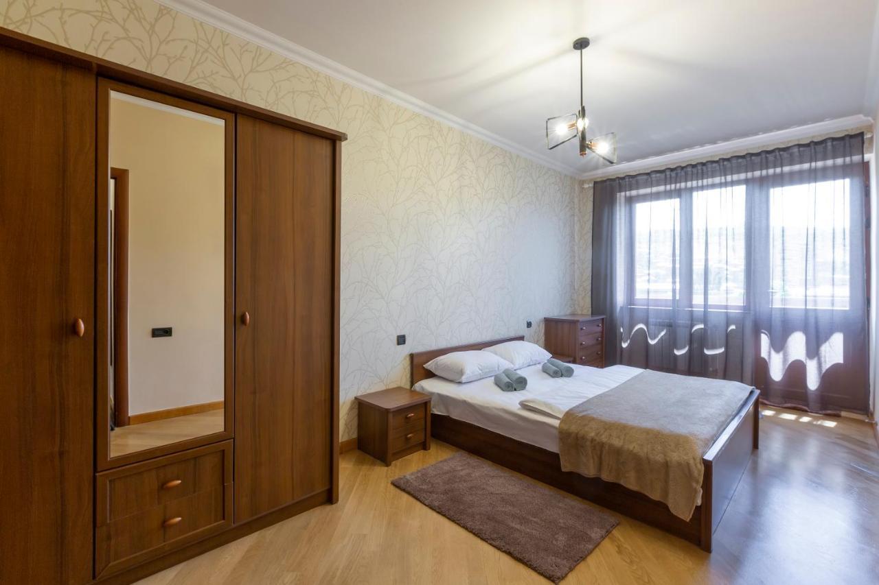 Umba Apartment N4 - Balcony And Mount Ararat View 예레반 외부 사진